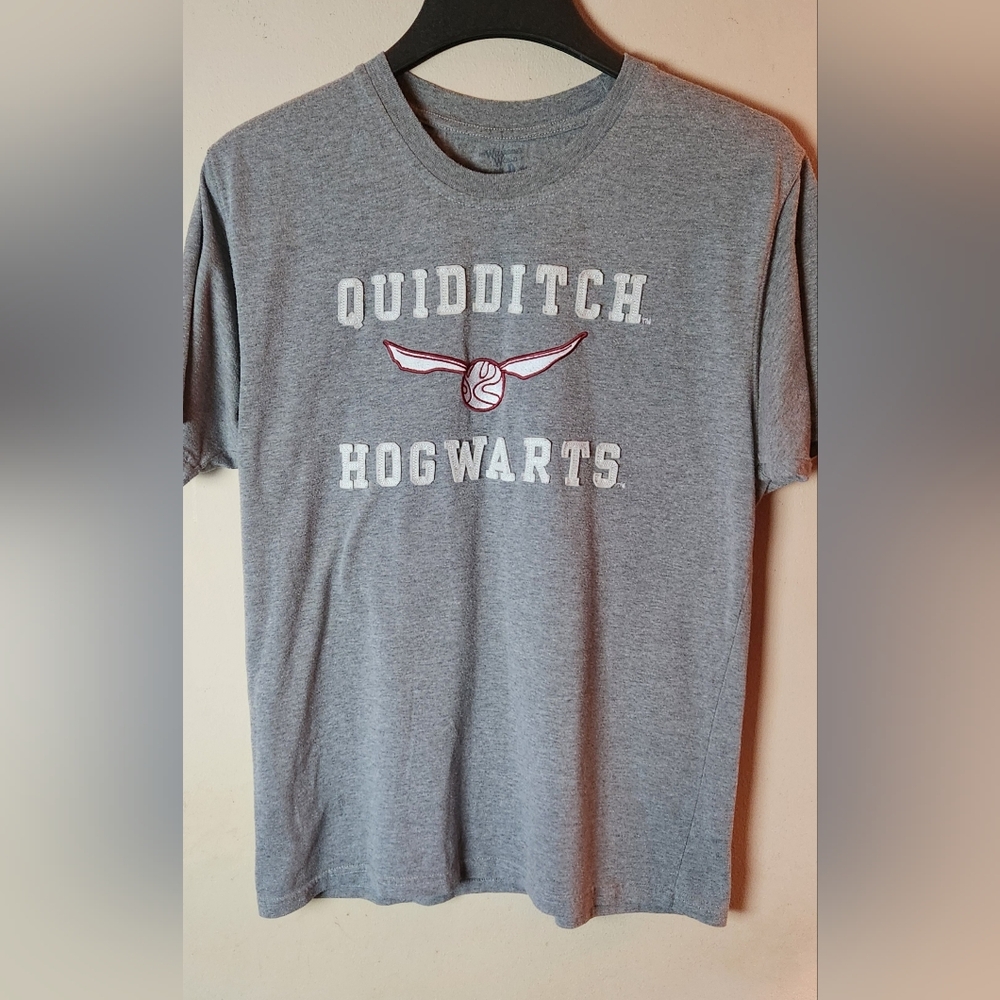 Harry Potter Quidditch Hogwarts T - Shirt